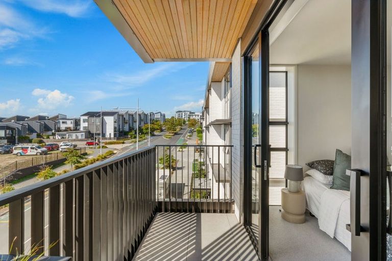 Photo of property in 303/84c Te Oneroa Way, Long Bay, Auckland, 0630