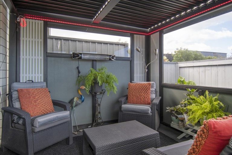 Photo of property in Waterview Estate, 31/4 Greystone Place, Omokoroa, 3114