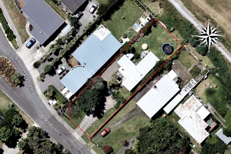 Photo of property in 6 Rewa Road, Raumati Beach, Paraparaumu, 5032