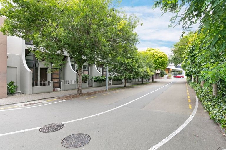 Photo of property in Mendosa Terraces Apartments, 22/9 Ebor Street, Te Aro, Wellington, 6011