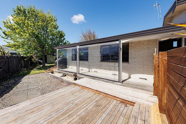 Photo of property in 7 Moyne Avenue, Milson, Palmerston North, 4414