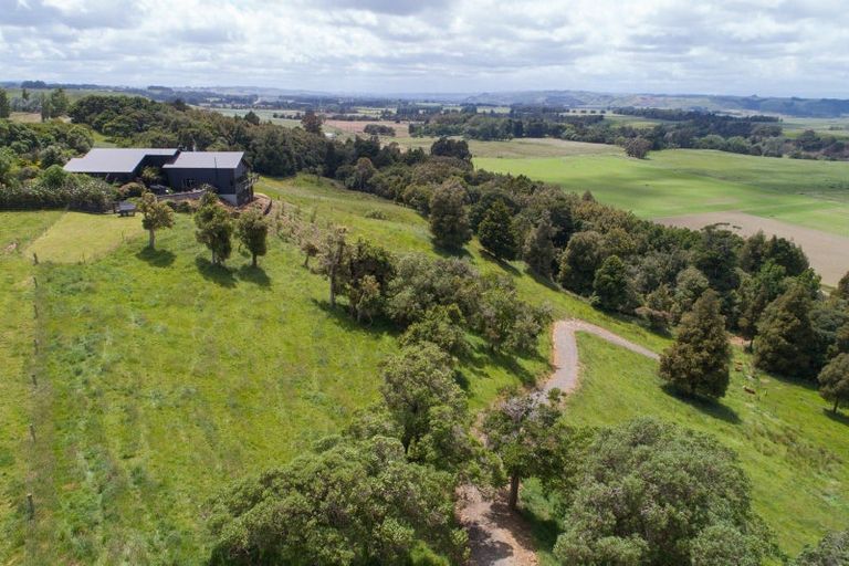 Photo of property in 1808b State Highway 1, Marton, 4787