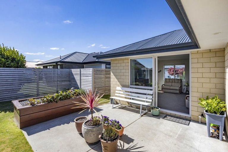 Photo of property in 5 Asha Close, Rolleston, 7614