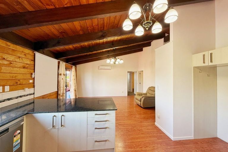Photo of property in 113 Luckens Road, West Harbour, Auckland, 0618