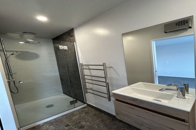 Photo of property in 2/60 Derby Street, St Albans, Christchurch, 8014