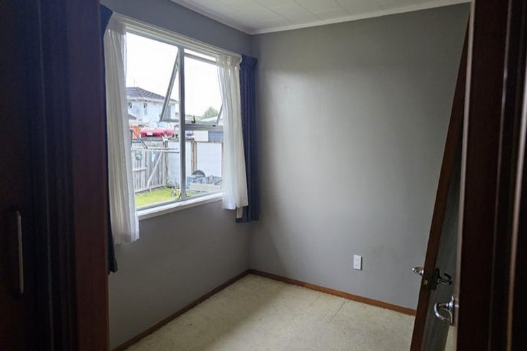 Photo of property in 5 Nan Place, Pakuranga Heights, Auckland, 2010