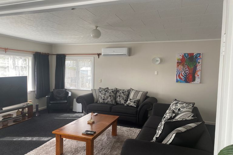 Photo of property in 9 King Street, Papatoetoe, Auckland, 2104