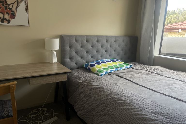 Photo of property in 12 Exotic Place, Massey, Auckland, 0614