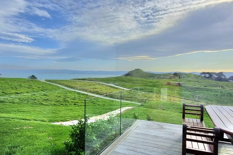 Photo of property in 611 Wainui Road, Kaiti, Gisborne, 4010