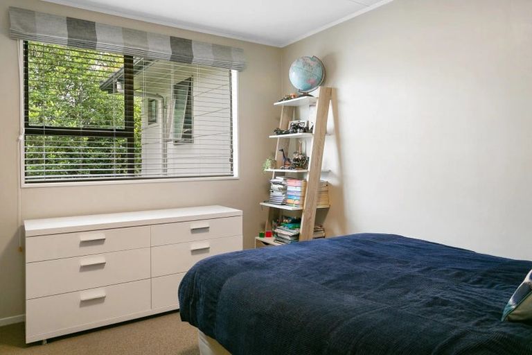 Photo of property in 19 Epping Place, Richmond Heights, Taupo, 3330