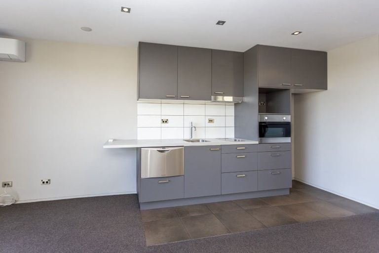 Photo of property in 8/8a Settlers Crescent, Ferrymead, Christchurch, 8023