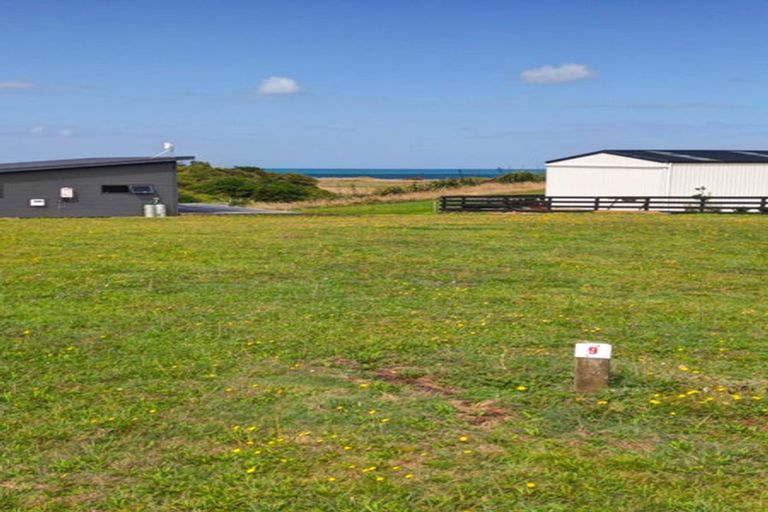 Photo of property in 4 Lupin Lane, Waverley, 4591