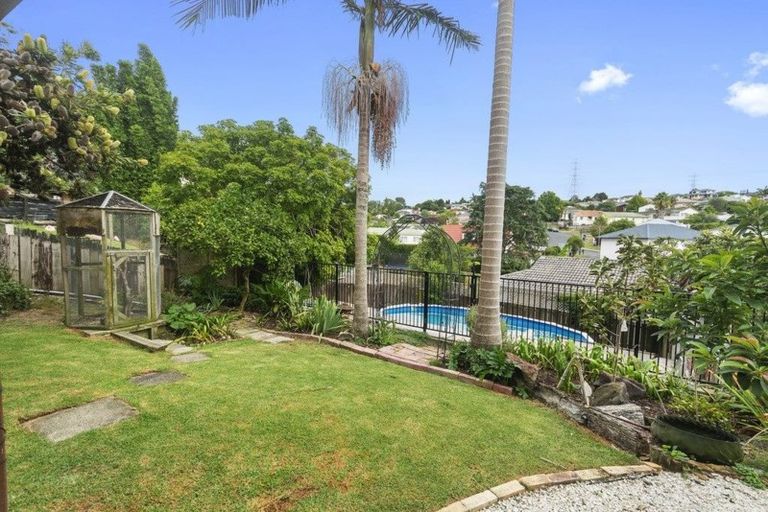 Photo of property in 30 Gallony Avenue, Massey, Auckland, 0614