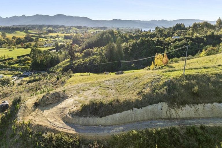 Photo of property in 101 Brooks View Heights, Tasman, Upper Moutere, 7173
