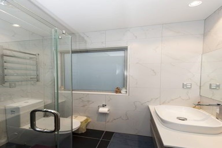 Photo of property in 5 Carrygawley Road, Flat Bush, Auckland, 2019