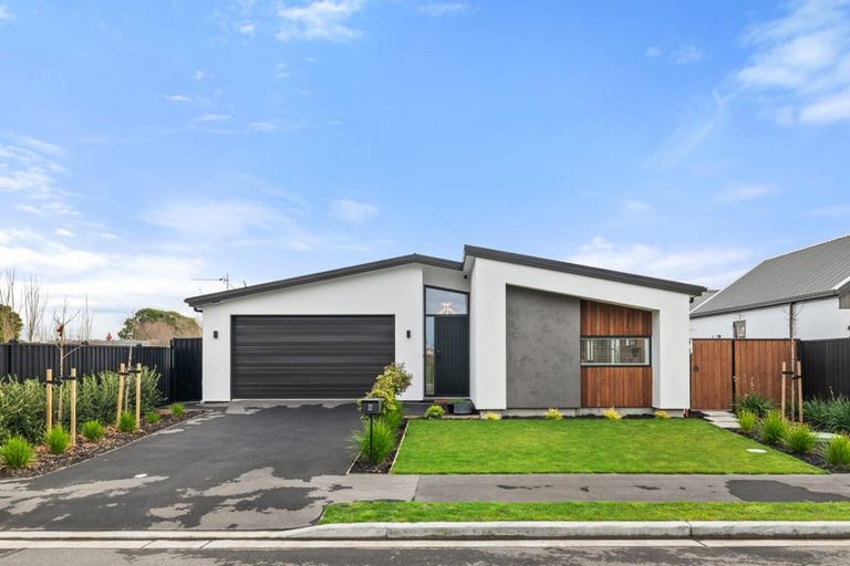 Photo of property in 22 Elsie Lange Way, Casebrook, Christchurch, 8051