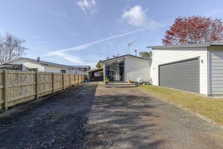 Photo of property in 5 Tainui Terrace, Inglewood, 4330
