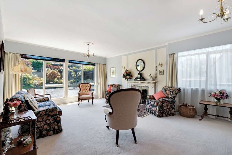 Photo of property in 84 Great North Road, Saint Johns Hill, Whanganui, 4500