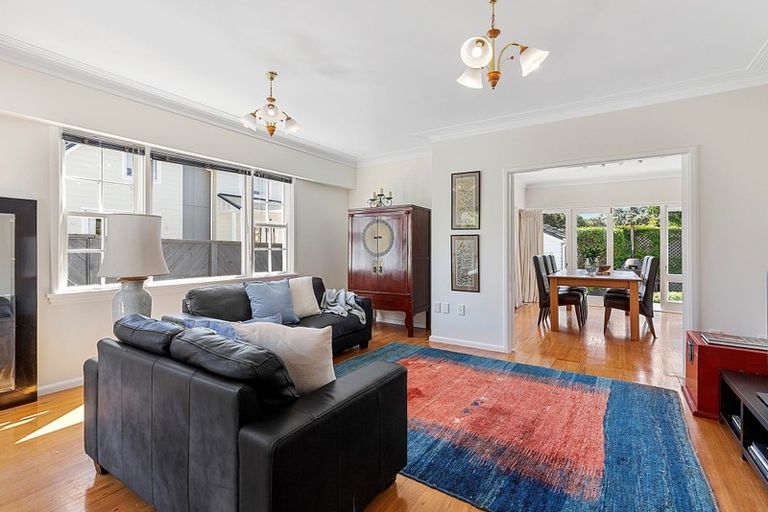 Photo of property in 57 Inglis Street, Seatoun, Wellington, 6022