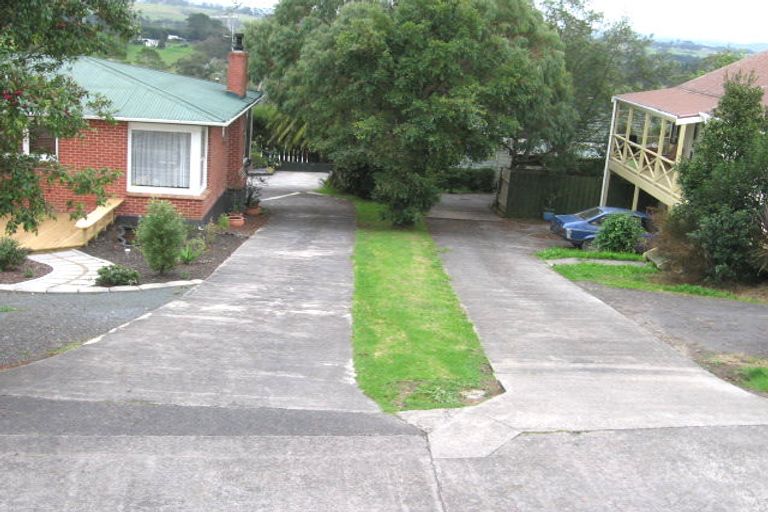 Photo of property in 452 Don Buck Road, Massey, Auckland, 0614