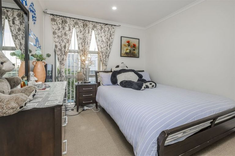 Photo of property in 30 Kuaka Drive, Takanini, 2112