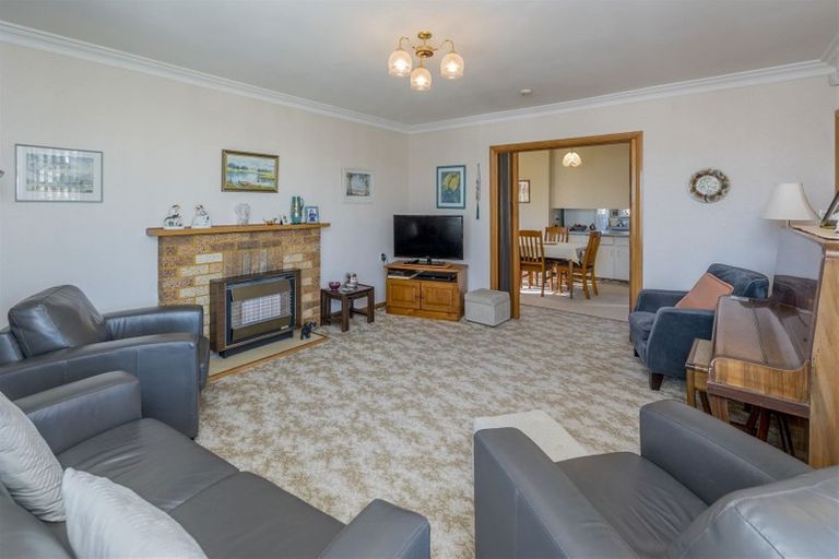 Photo of property in 27 Tawa Street, Levin, 5510