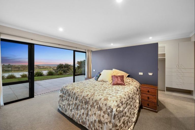 Photo of property in 21 Seascape Crescent, Waipu, 0582