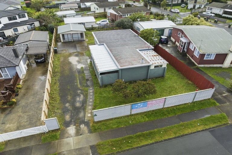 Photo of property in 32 Idlewild Avenue, Mangere, Auckland, 2022