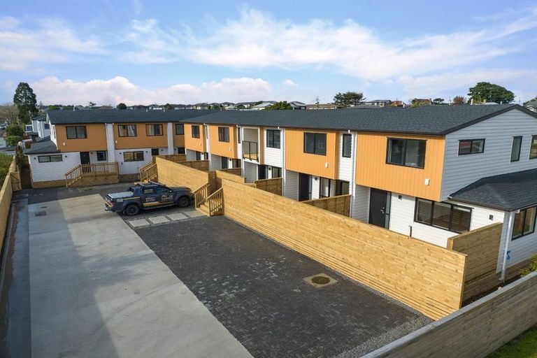 Photo of property in 8/63 Cambridge Terrace, Papatoetoe, Auckland, 2025