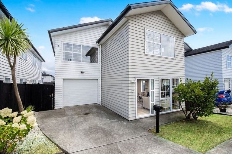 Photo of property in 17 Collier Drive, Flat Bush, Auckland, 2019