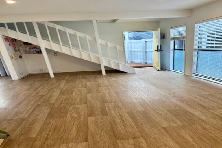 Photo of property in 1/160 Glamorgan Drive, Torbay, Auckland, 0630