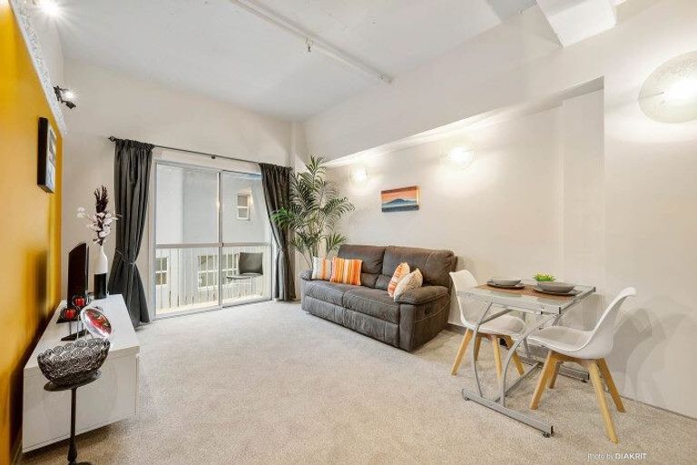 Photo of property in Qba Apartments, 2u/51 Webb Street, Mount Cook, Wellington, 6011