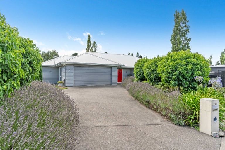 Photo of property in 10 Prendiville Lane, Greytown, 5712