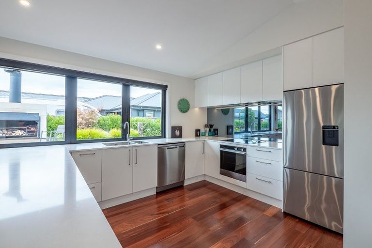 Photo of property in 90 Iwa Street, Mapua, 7005