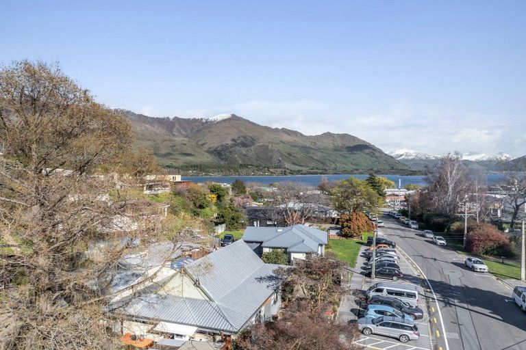 Photo of property in 19 Russell Street, Wanaka, 9305