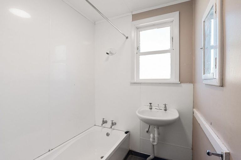 Photo of property in 18 Hammond Place, Spreydon, Christchurch, 8024