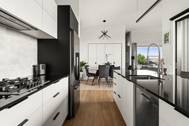 Photo of property in 7 Rich Rise, Havelock North, 4130