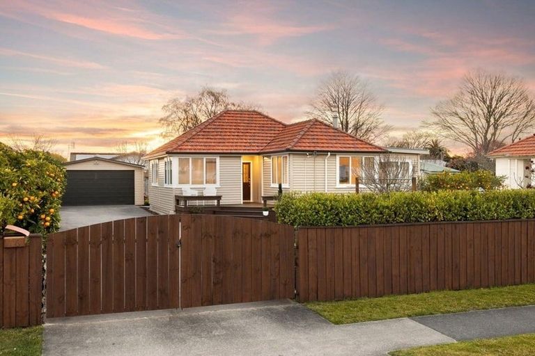 Photo of property in 16 Robinson Street, Cambridge, 3434