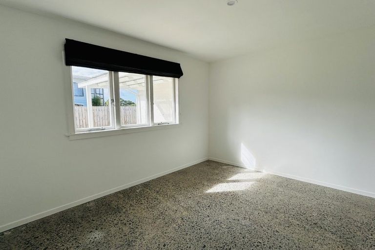Photo of property in 12 Moana Road, Tinopai, Matakohe, 0593