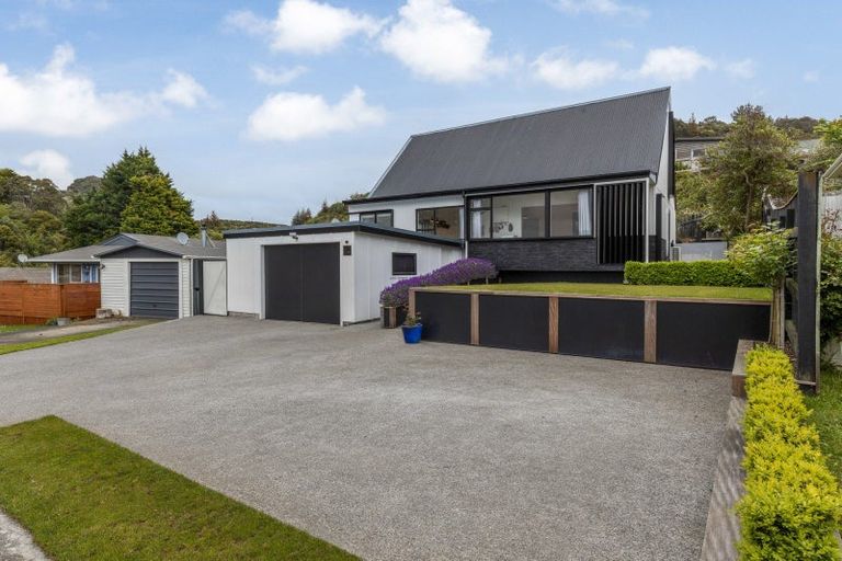 Photo of property in 32 Thimble Lane, Whitby, Porirua, 5024