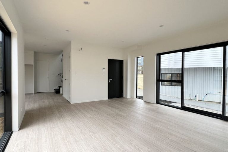 Photo of property in 105b Bond Crescent, Forrest Hill, Auckland, 0620