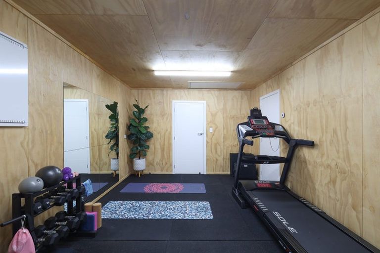 Photo of property in 66 Katania Heights, Brightwater, 7022