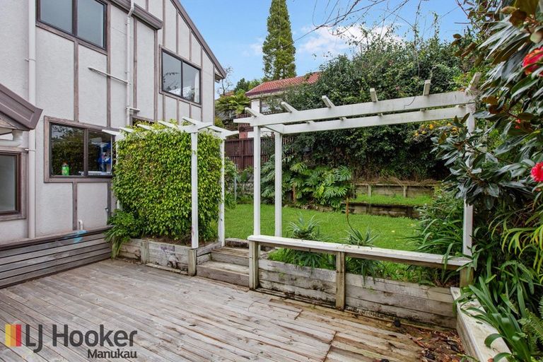 Photo of property in 1/52 Haseler Crescent, Howick, Auckland, 2014