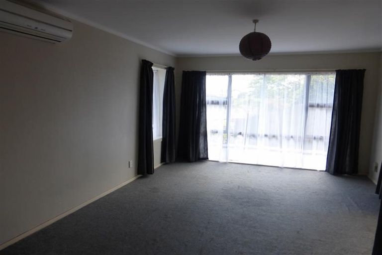 Photo of property in 63 Oakhampton Street, Hornby, Christchurch, 8042