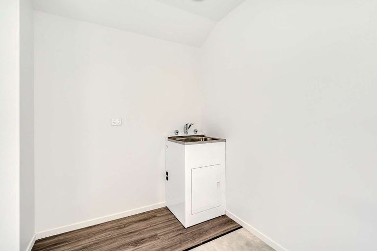 Photo of property in 104 Moulson Street, Strathern, Invercargill, 9812