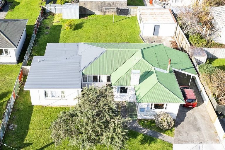 Photo of property in 4 Arawhata Road, Paraparaumu, 5032