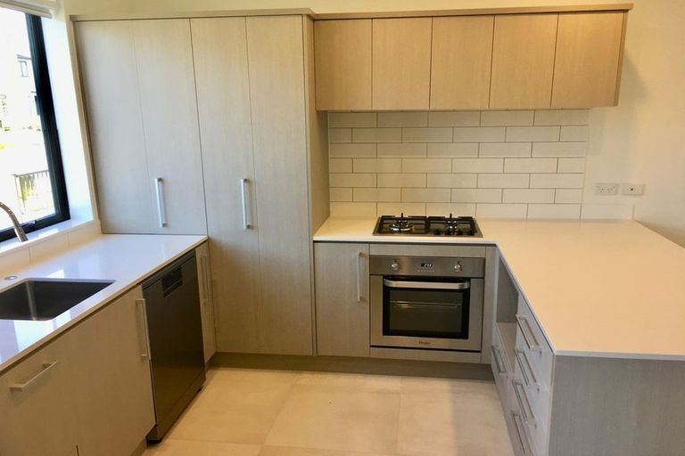 Photo of property in 24 Haddington Drive, Flat Bush, Auckland, 2019