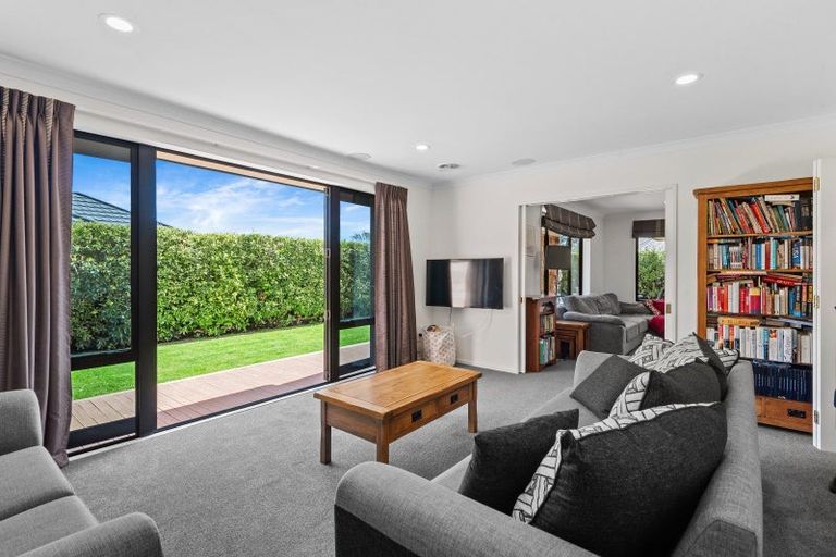 Photo of property in 7 Juliet Place, Rolleston, 7614