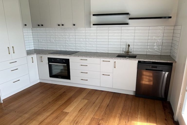 Photo of property in 259 Arapaepae Road, Levin, 5571