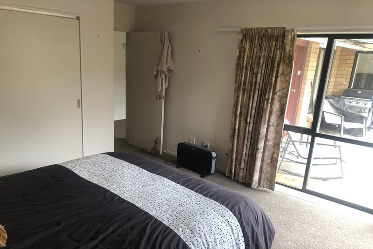 Photo of property in 617f1- Fergusson Drive, Trentham, Upper Hutt, 5018